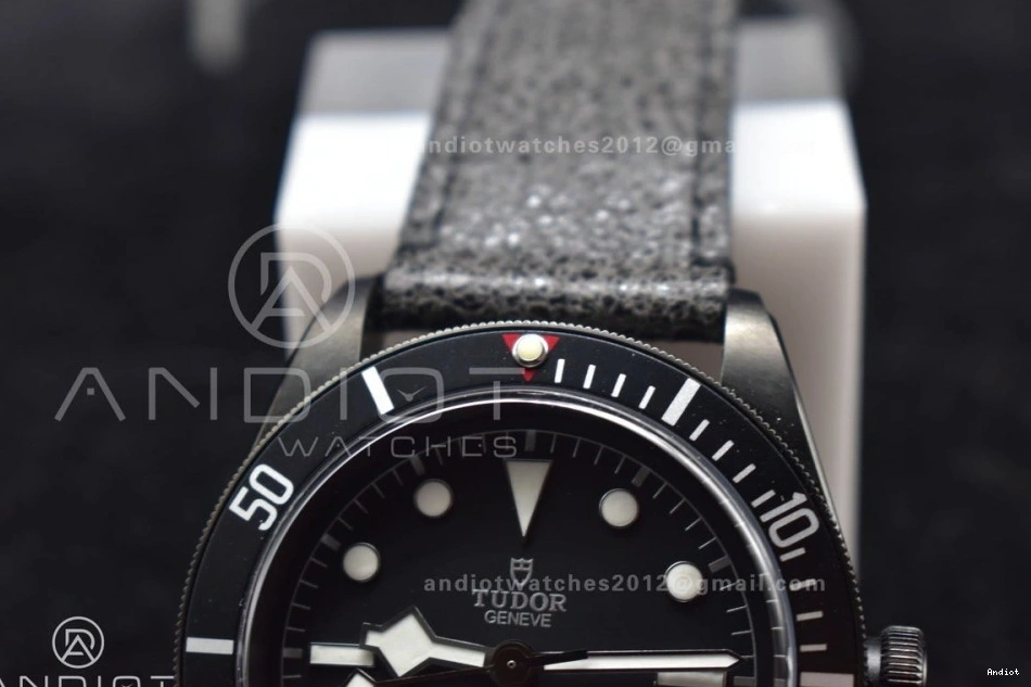 Strap Bay on Bezel DLC Best A2824 Edition Black Leather 1:1 ZF Dark V5 Heritage Distressed Black 0116